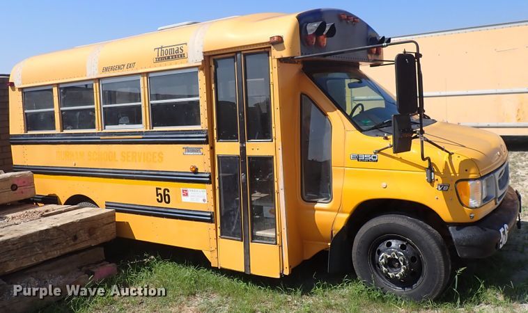 image for item DN1941 2002 Ford Econoline E350 Super Duty  school bus