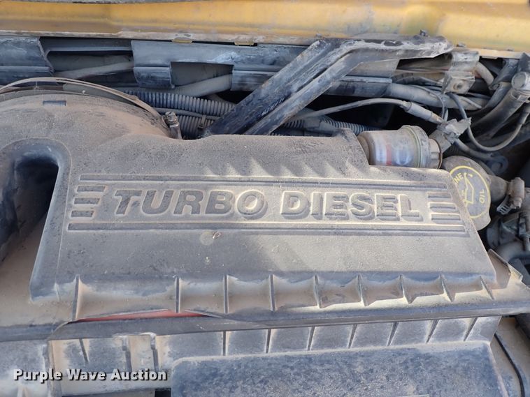 image for item DN1941 2002 Ford Econoline E350 Super Duty  school bus