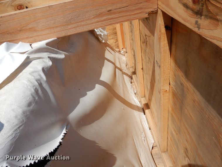 image for item ED9830 Caterpillar 89"W four-in-one loader bucket