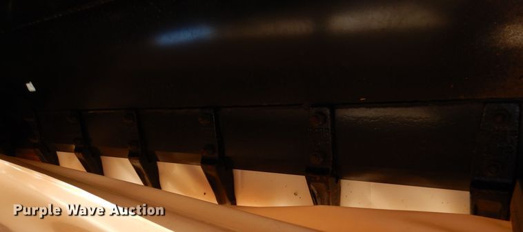 image for item ED9830 Caterpillar 89"W four-in-one loader bucket