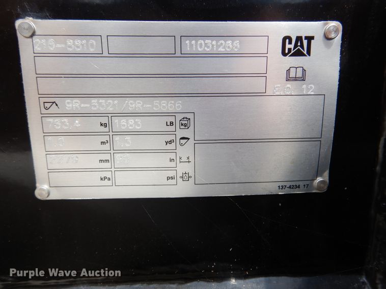 image for item ED9830 Caterpillar 89"W four-in-one loader bucket