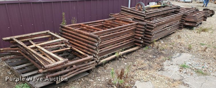 image for item GQ9671 Metal scaffolding