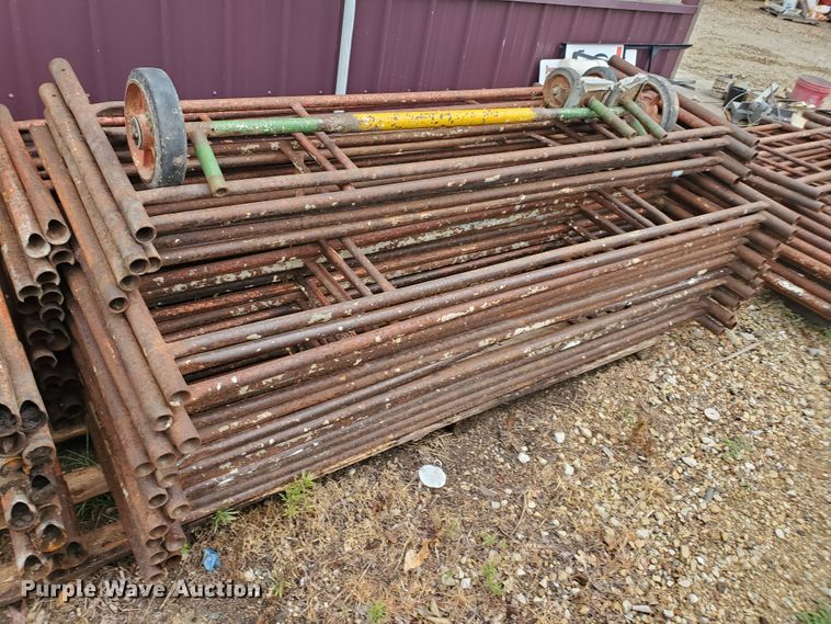 image for item GQ9671 Metal scaffolding