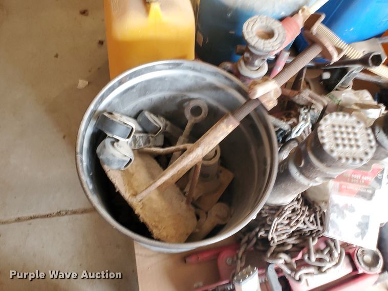 image for item GQ9685 Tools