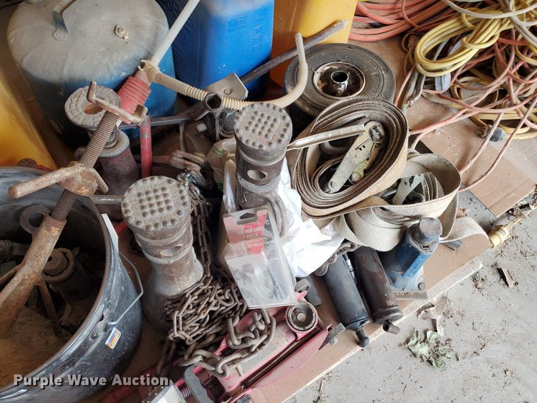 image for item GQ9685 Tools