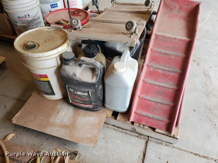 image for item GQ9685 Tools