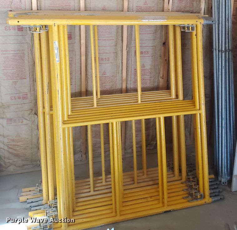 image for item GQ9690 Metal scaffolding