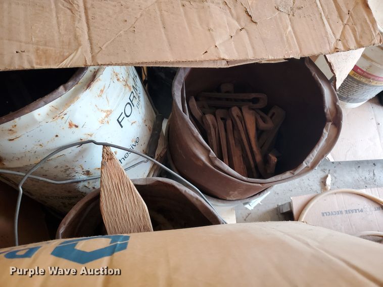 image for item GQ9693 Concrete tools