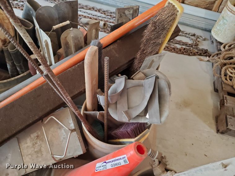 image for item GQ9693 Concrete tools