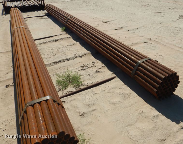 image for item HC9189 Approximately 37 pipes