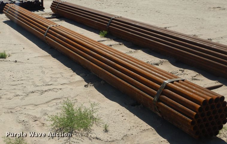 image for item HC9190 Approximately 37 pipes