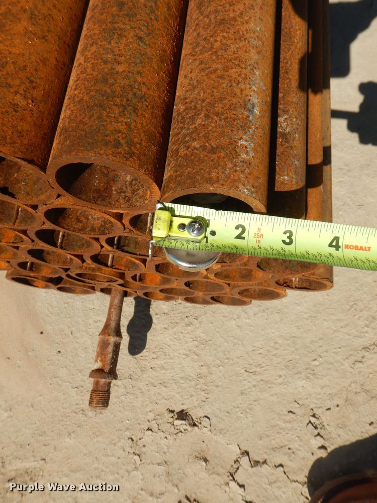 image for item HC9190 Approximately 37 pipes