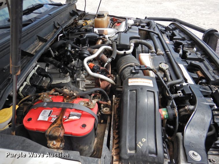 image for item HQ9301 2015 Ford F550 Super Duty XL  SuperCab truck cab and chassis