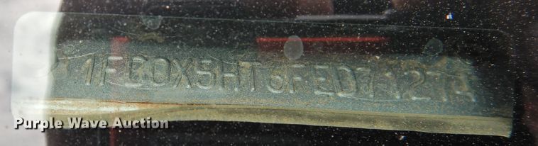 image for item HQ9301 2015 Ford F550 Super Duty XL  SuperCab truck cab and chassis