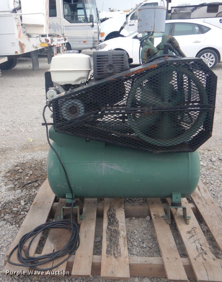 image for item HT9393 Champion  air compressor