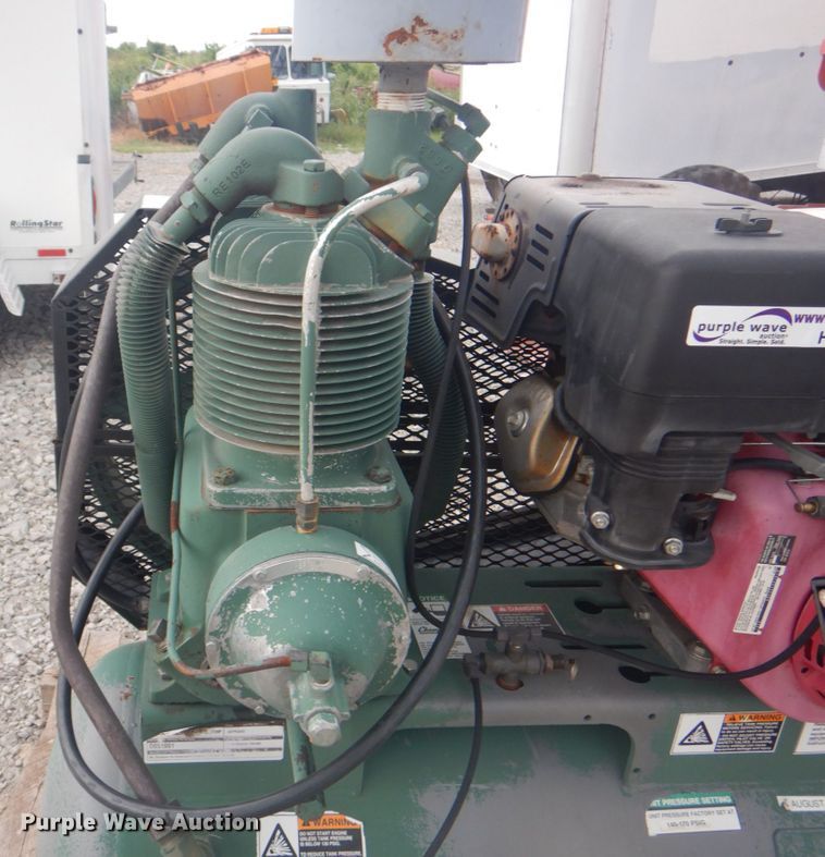 image for item HT9393 Champion  air compressor