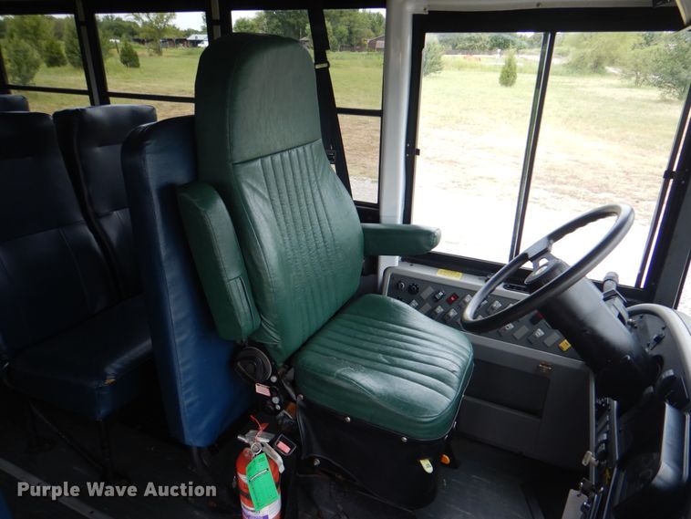 image for item HT9401 2011 Thomas Built Buses Saf-T-Liner  coach bus