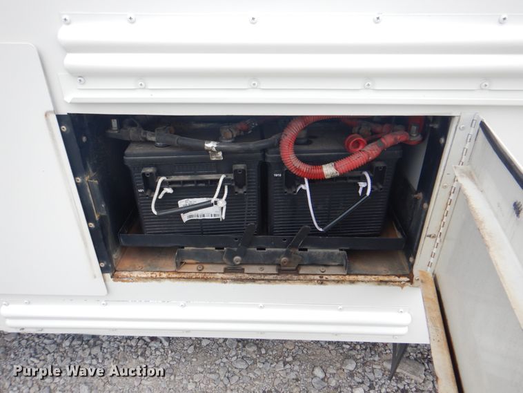 image for item HT9401 2011 Thomas Built Buses Saf-T-Liner  coach bus