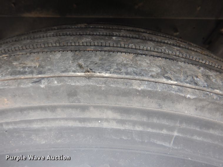 image for item HT9401 2011 Thomas Built Buses Saf-T-Liner  coach bus