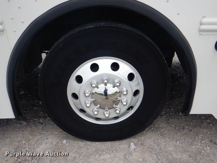 image for item HT9401 2011 Thomas Built Buses Saf-T-Liner  coach bus