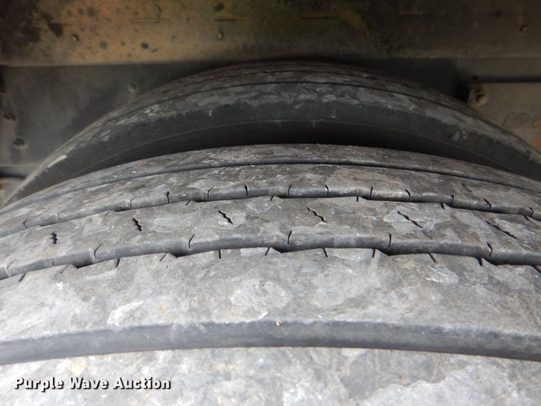 image for item HT9401 2011 Thomas Built Buses Saf-T-Liner  coach bus