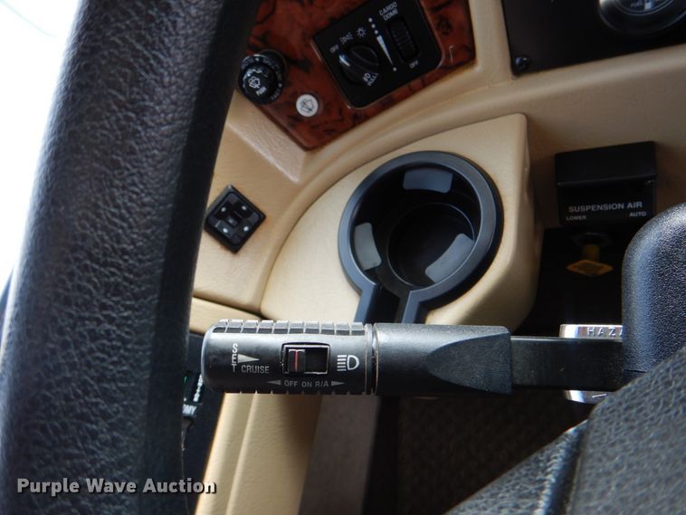 image for item HT9404 2008 Fleetwood Discovery  RV