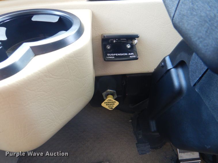 image for item HT9404 2008 Fleetwood Discovery  RV