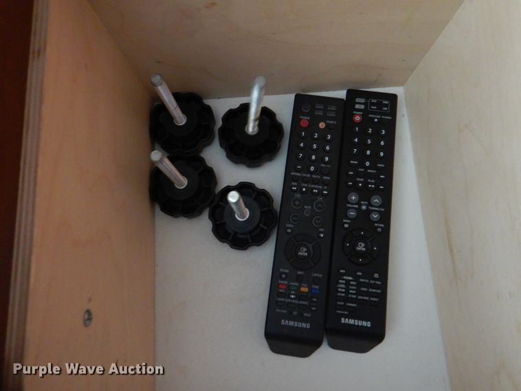 image for item HT9404 2008 Fleetwood Discovery  RV