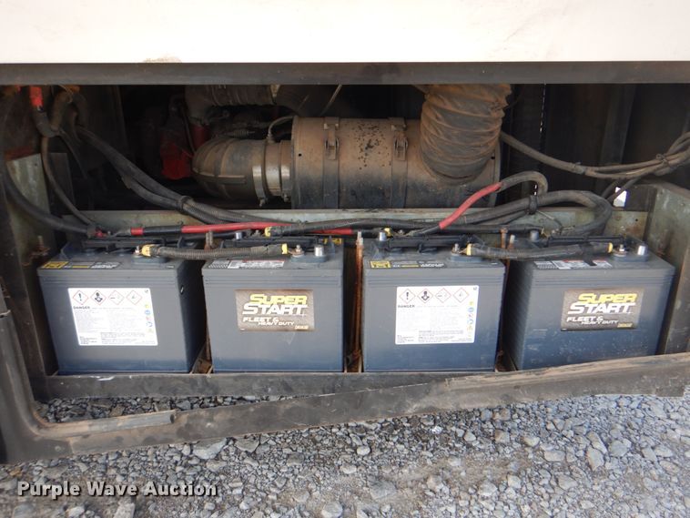 image for item HT9404 2008 Fleetwood Discovery  RV