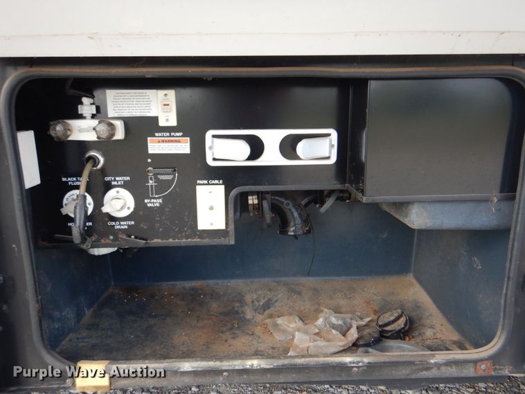 image for item HT9404 2008 Fleetwood Discovery  RV