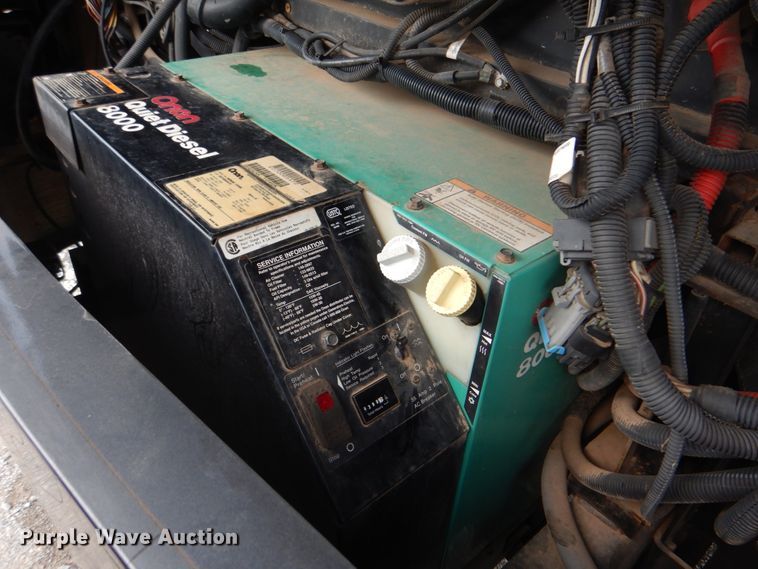 image for item HT9404 2008 Fleetwood Discovery  RV