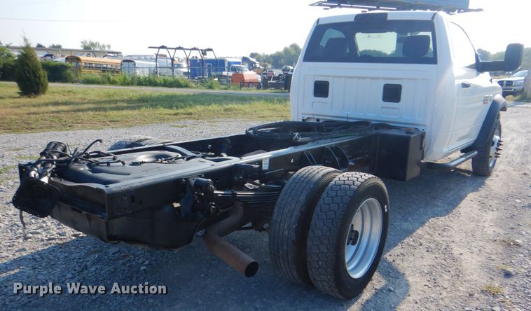 image for item HT9410 2011 Dodge Ram 5500HD  truck cab and chassis