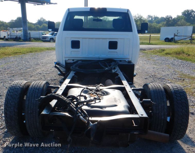 image for item HT9410 2011 Dodge Ram 5500HD  truck cab and chassis