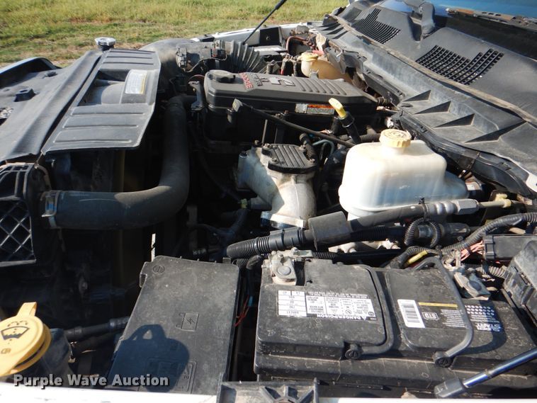 image for item HT9410 2011 Dodge Ram 5500HD  truck cab and chassis