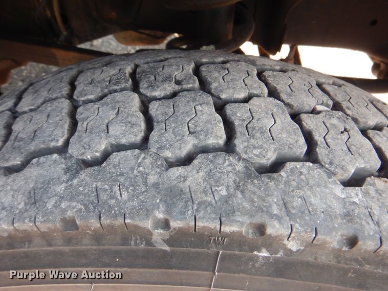 image for item HT9410 2011 Dodge Ram 5500HD  truck cab and chassis