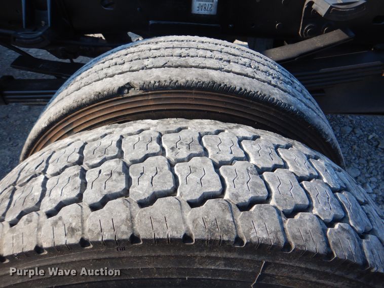 image for item HT9410 2011 Dodge Ram 5500HD  truck cab and chassis