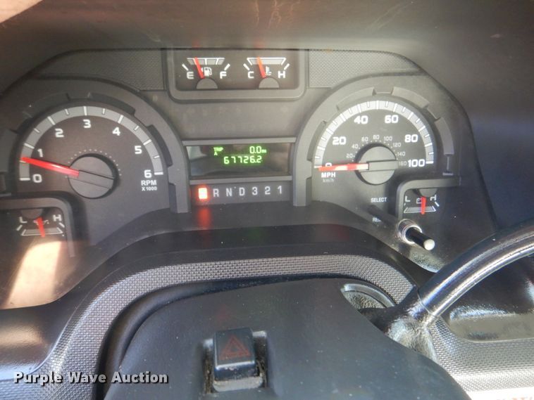 image for item HT9411 2012 Ford E450 Super Duty  sprayer truck