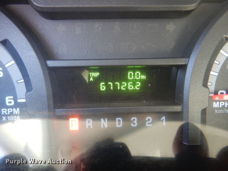 image for item HT9411 2012 Ford E450 Super Duty  sprayer truck