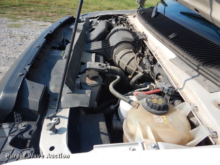 image for item HT9411 2012 Ford E450 Super Duty  sprayer truck