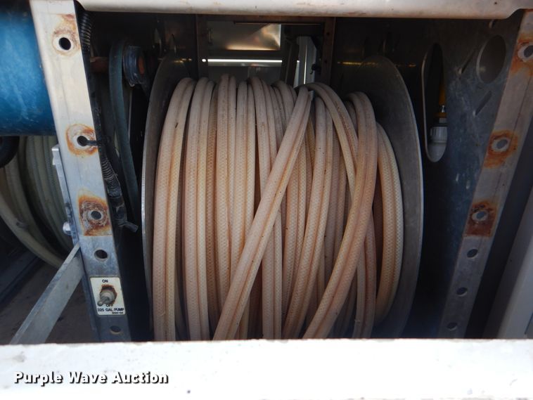 image for item HT9411 2012 Ford E450 Super Duty  sprayer truck