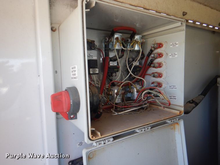 image for item HT9411 2012 Ford E450 Super Duty  sprayer truck