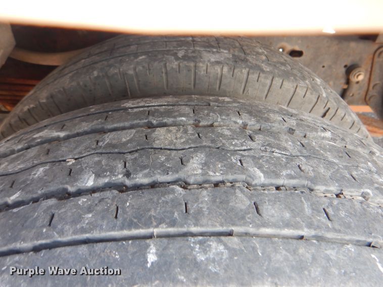 image for item HT9411 2012 Ford E450 Super Duty  sprayer truck