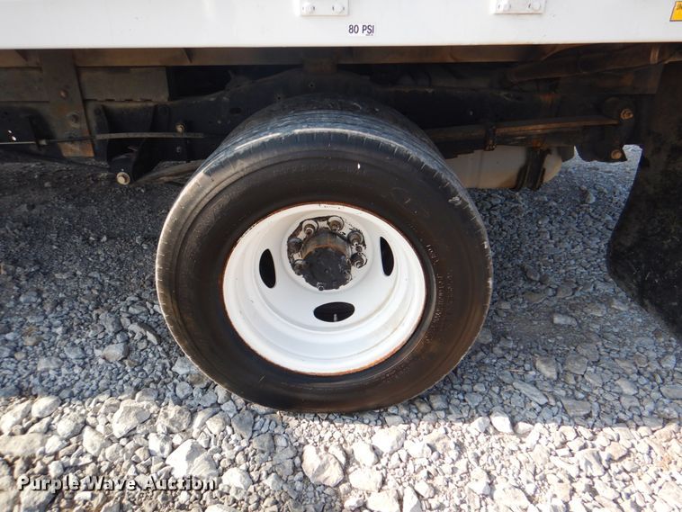 image for item HT9411 2012 Ford E450 Super Duty  sprayer truck