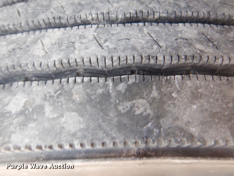 image for item HT9420 2007 Chevrolet C7500  command center truck