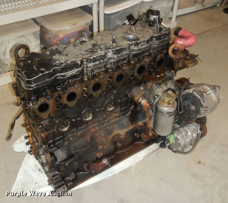 image for item HU9259 2003 Cummins  engine block