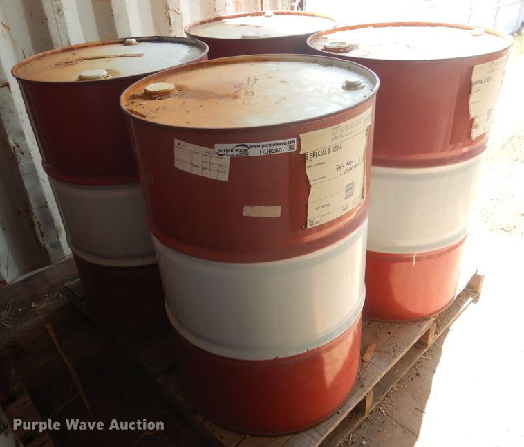 image for item HU9260 (9) 55 gallon drums of 95-140 gear oil