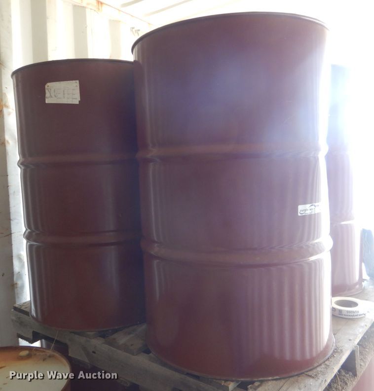 image for item HU9260 (9) 55 gallon drums of 95-140 gear oil