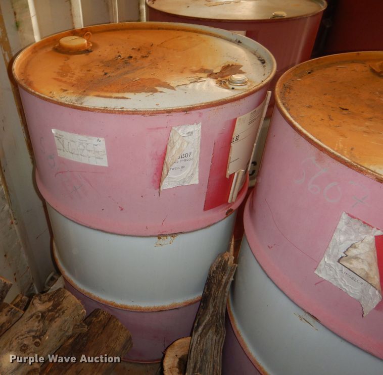 image for item HU9262 Kutwell 82 cutting oil