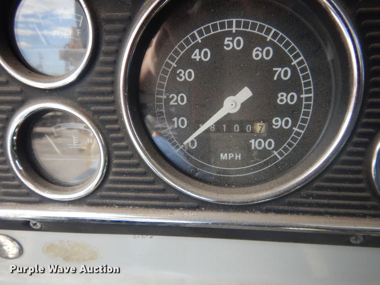 image for item HU9271 1975 Ford F700  dump truck