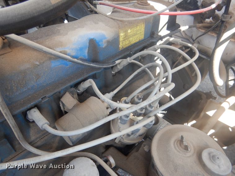 image for item HU9271 1975 Ford F700  dump truck